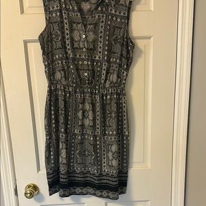 Elegant Black and tan Patterned Dress